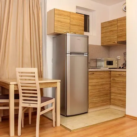 Guest Salena Apartahotel 3*