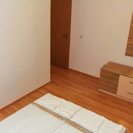 Apartahotel Guest Salena Sunny Beach