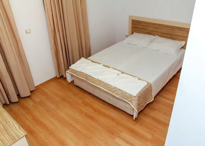 Guest Salena 아파트호텔 써니비치