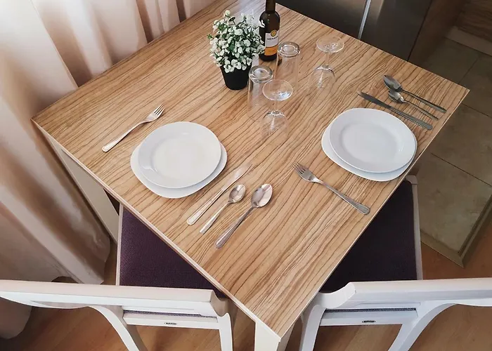 아파트호텔 Guest Salena 3*