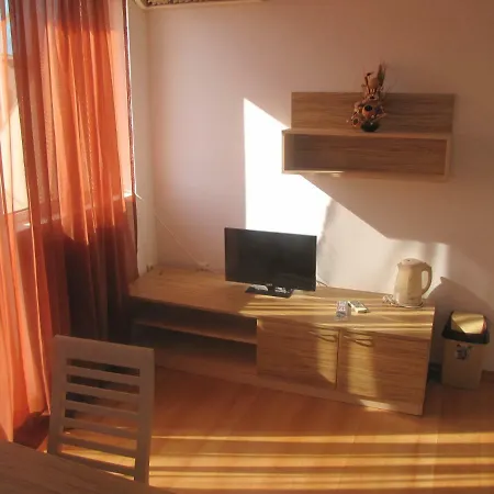 Guest Salena Aparthotel