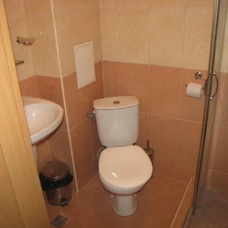 Guest Salena Aparthotel 3*
